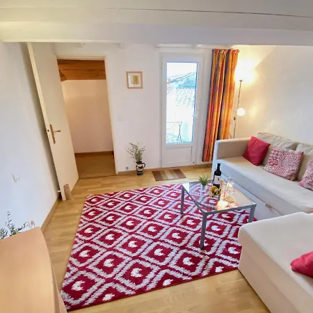 Le Petit Castel *